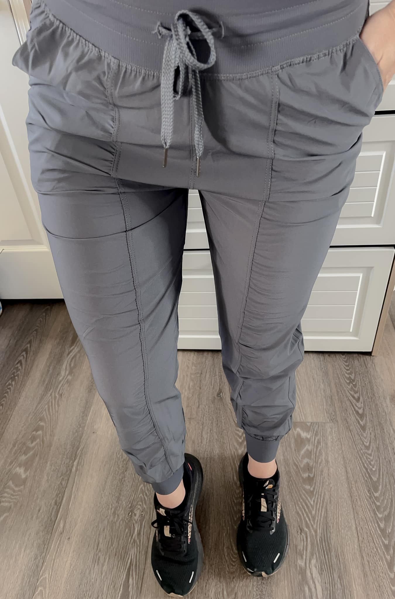 Aleyna Cuffed Jogger